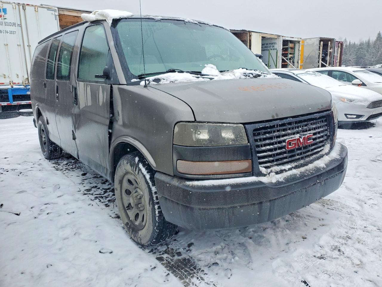 2012 GMC Savana G1500 - Image 4