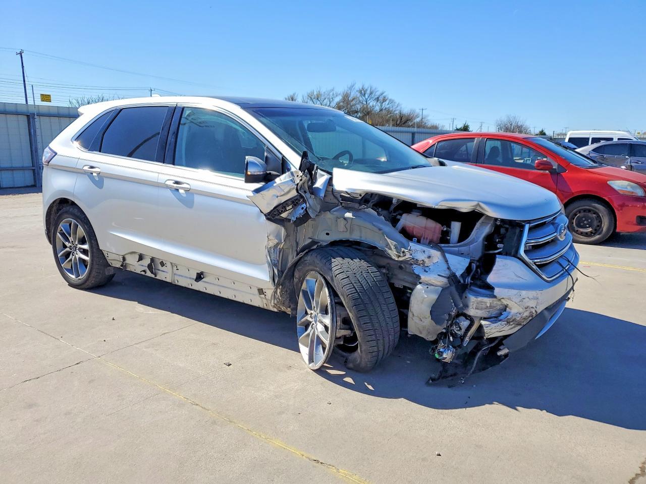 2018 Ford Edge Titanium - Image 4