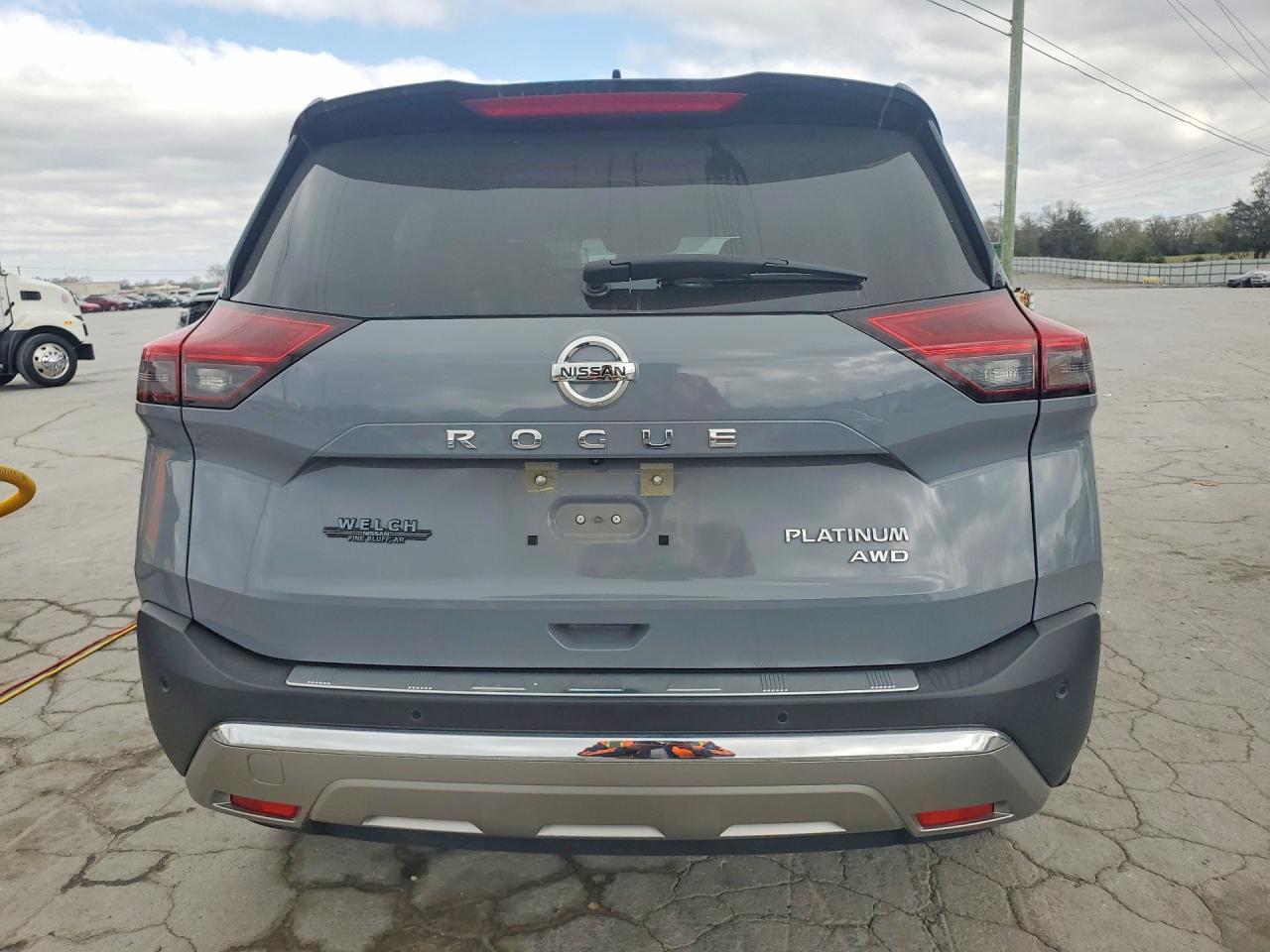 2021 Nissan Rogue Platinum - Фото 6