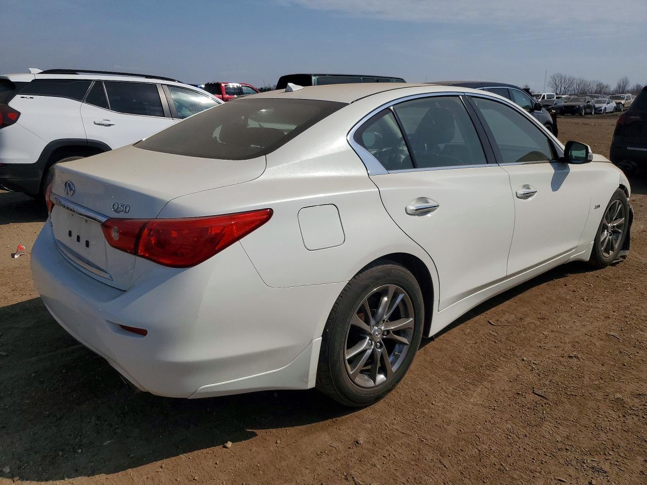 2017 Infiniti Q50 3.0T Signature Edition - Фото 3
