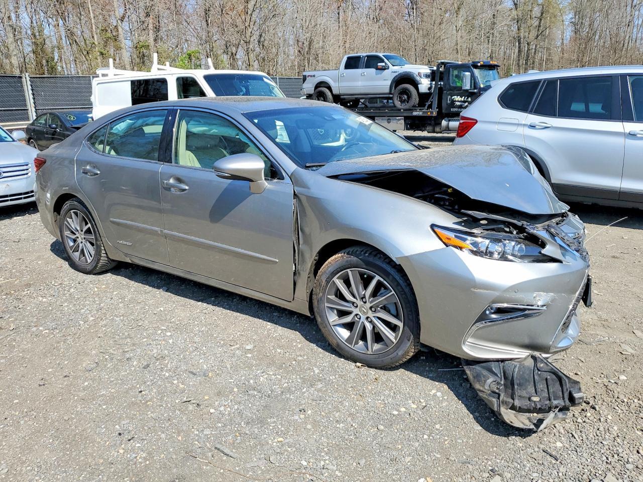 2018 Lexus Es 300H Base - Image 4