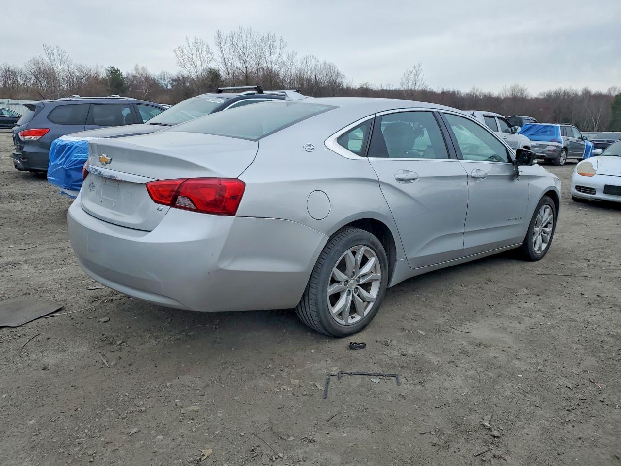 2018 Chevrolet Impala Lt - Фото 3