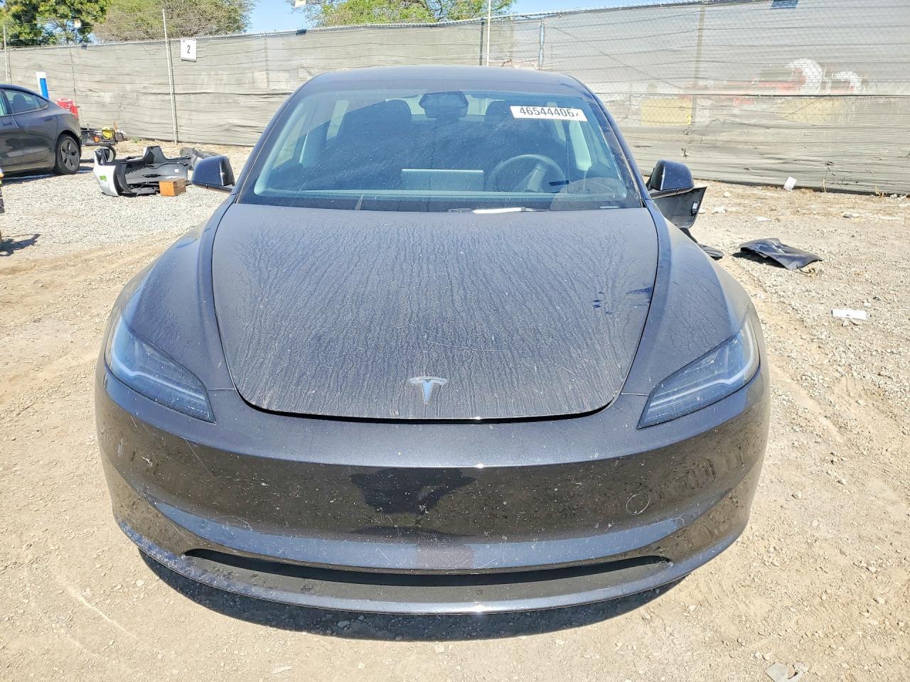 2024 Tesla Model 3 - Фото 5