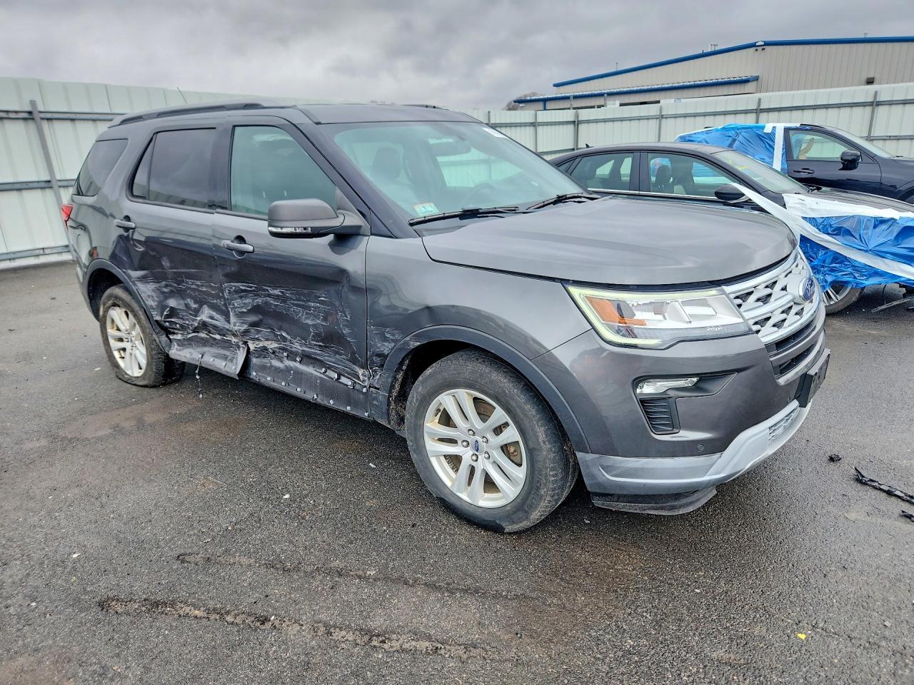 2019 Ford Explorer Xlt - Image 4