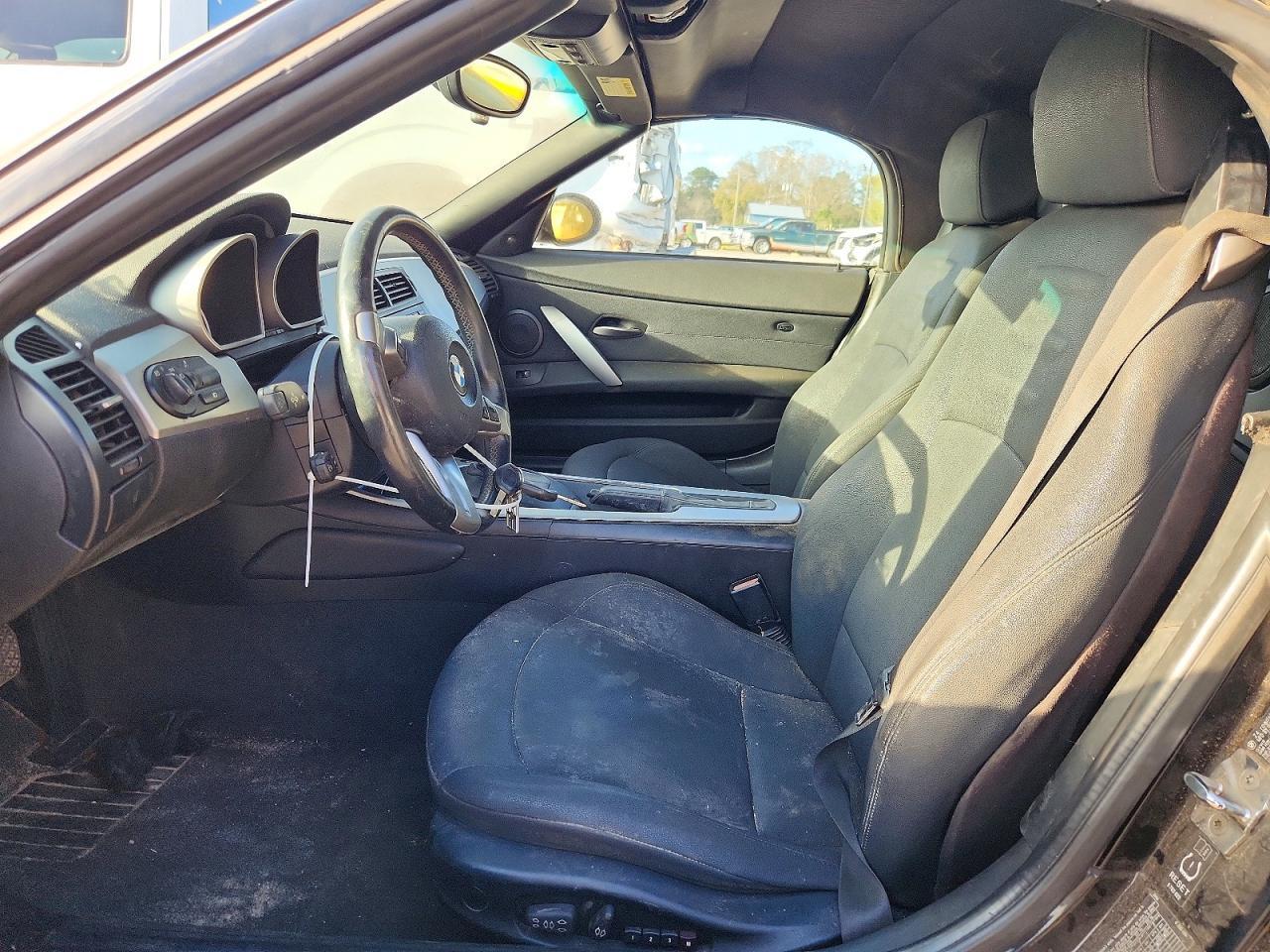 2005 BMW Z4 2.5 - Image 7