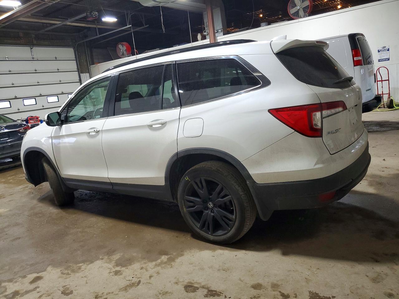 2022 Honda Pilot Se - Фото 2