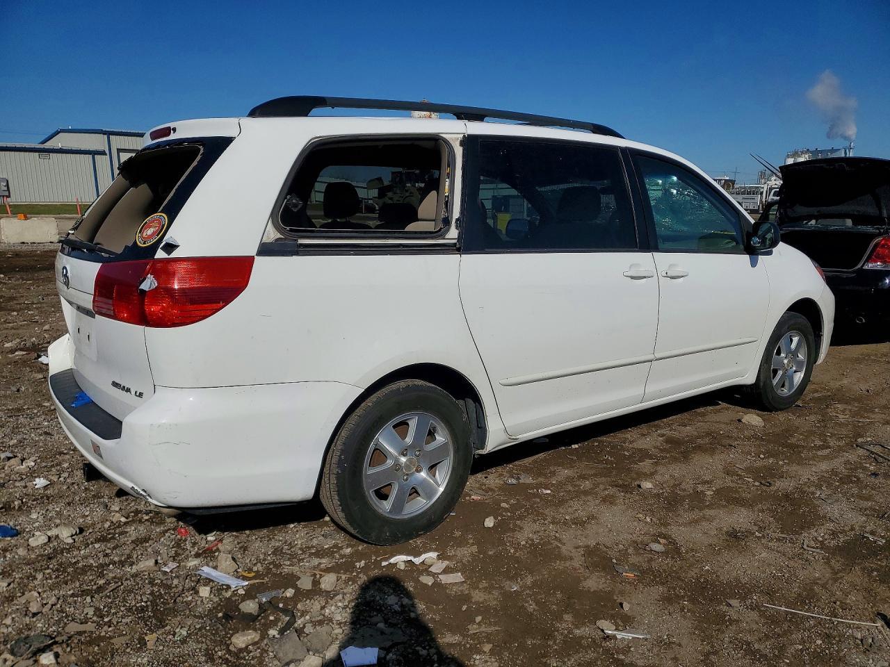 2004 Toyota Sienna Le 8 Passenger - Фото 3