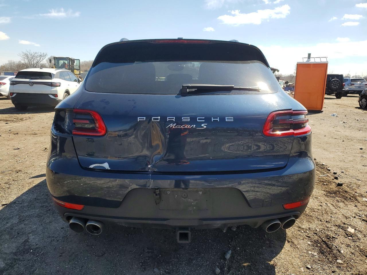 2015 Porsche Macan S - Image 6