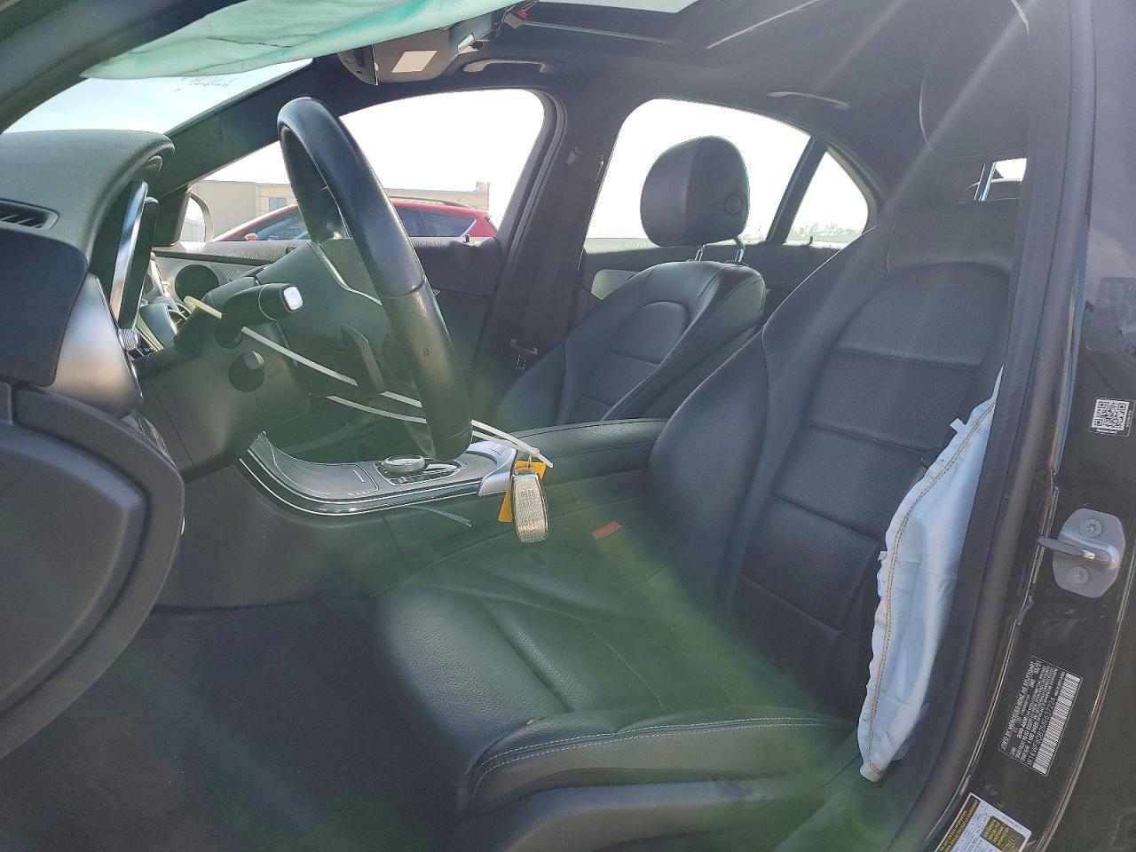 2021 Mercedes-Benz C 300 - Фото 7