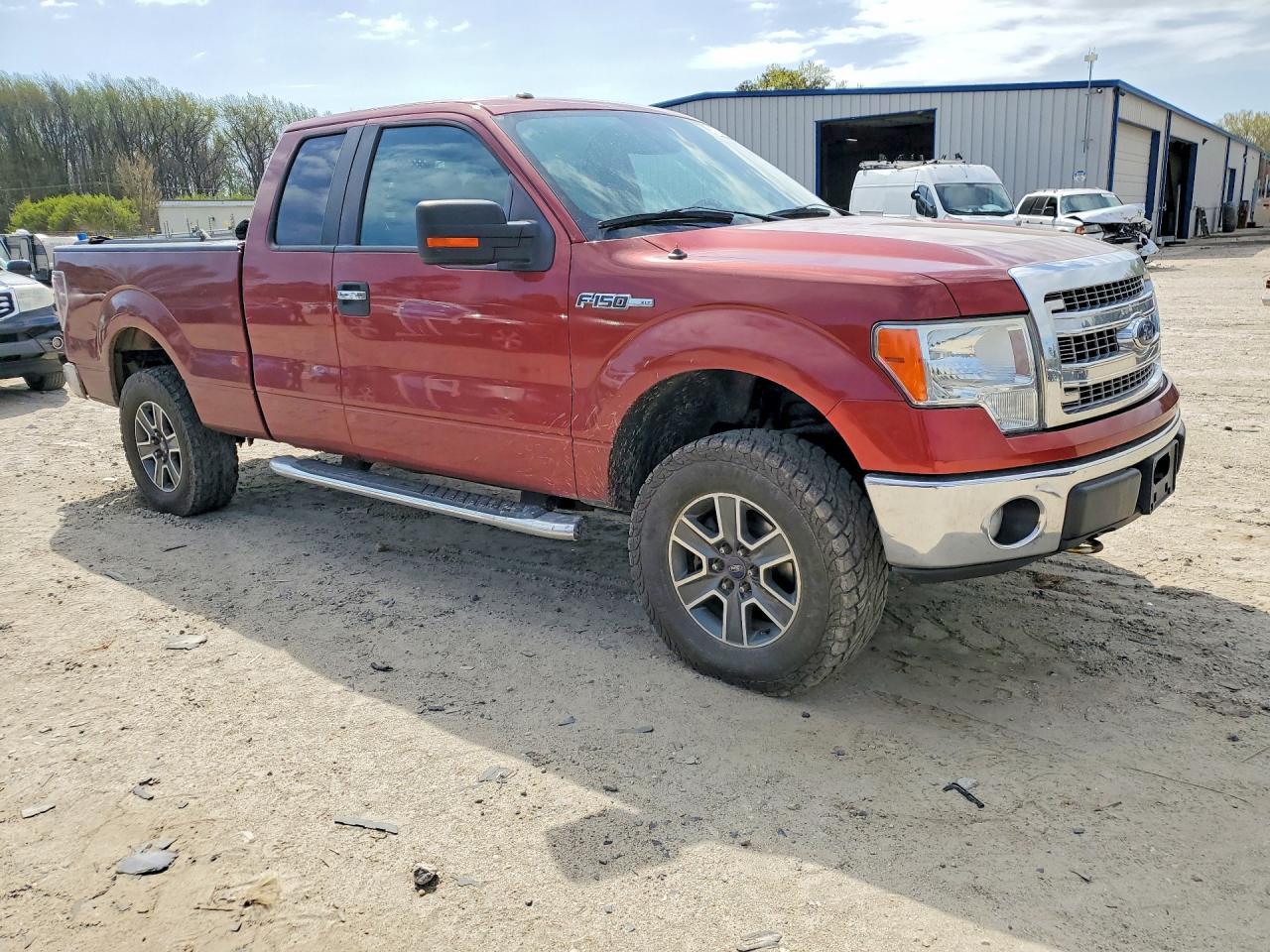 2014 Ford F150 Super Cab - Фото 4