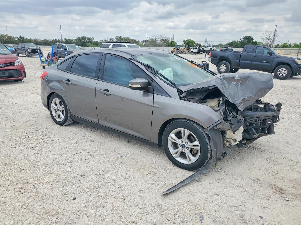 2014 Ford Focus Se - Image 4