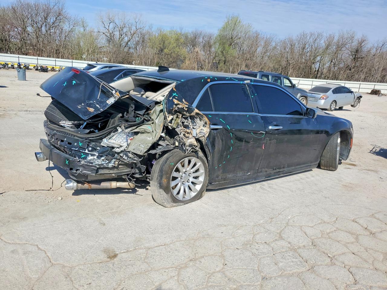 2019 Chrysler 300C - Image 3