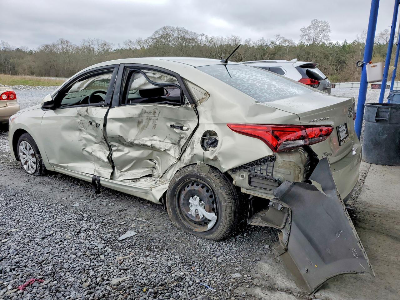 2019 Hyundai Accent Se - Фото 2