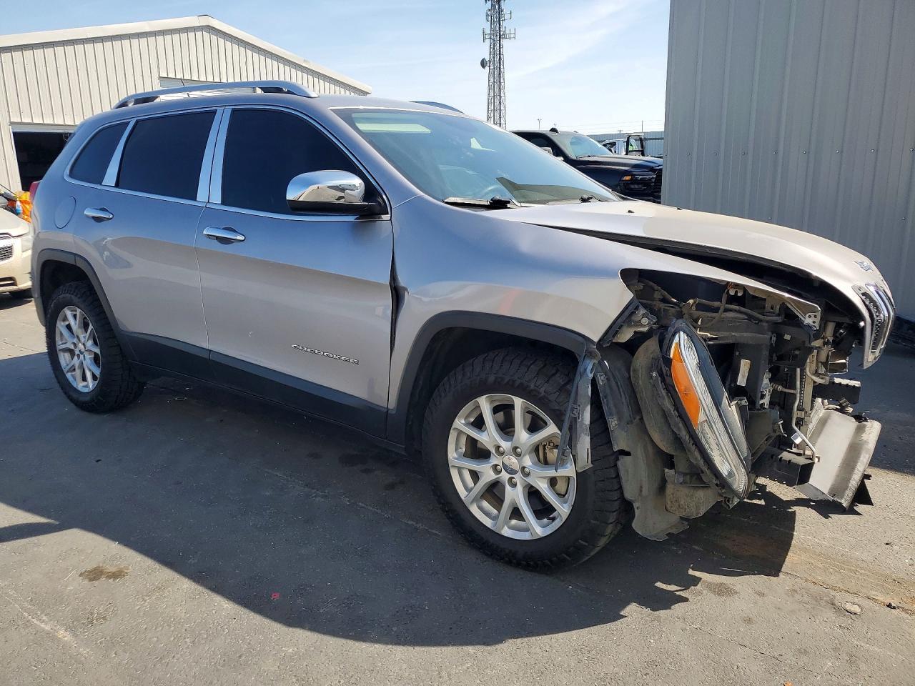 2018 Jeep Cherokee Latitude - Фото 4