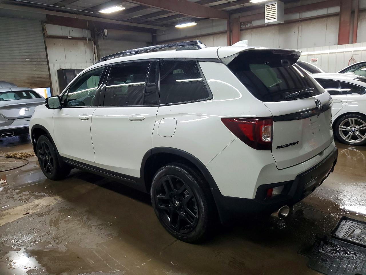 2025 Honda Passport Black Edition - Фото 2