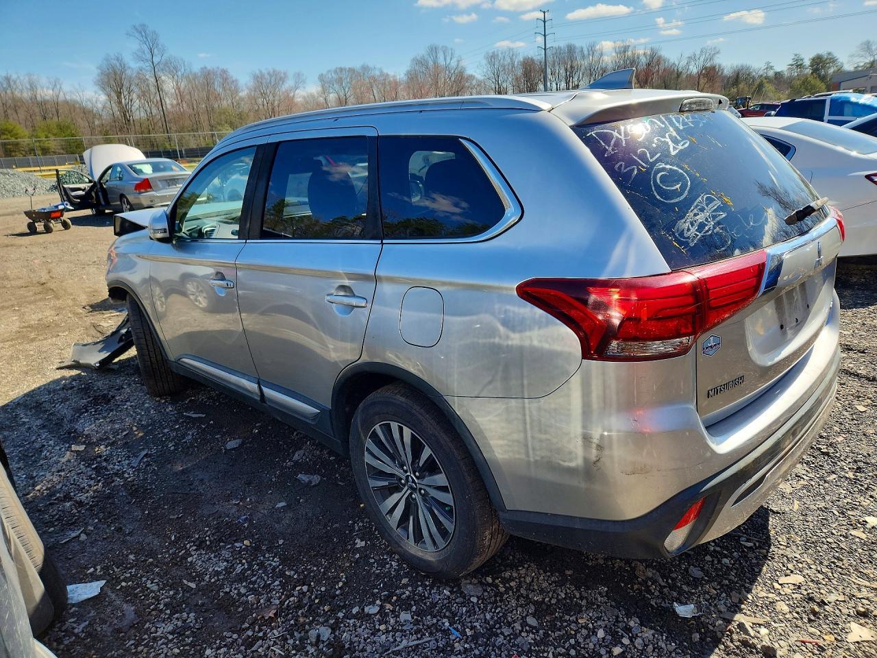 2019 Mitsubishi Outlander Se - Фото 2