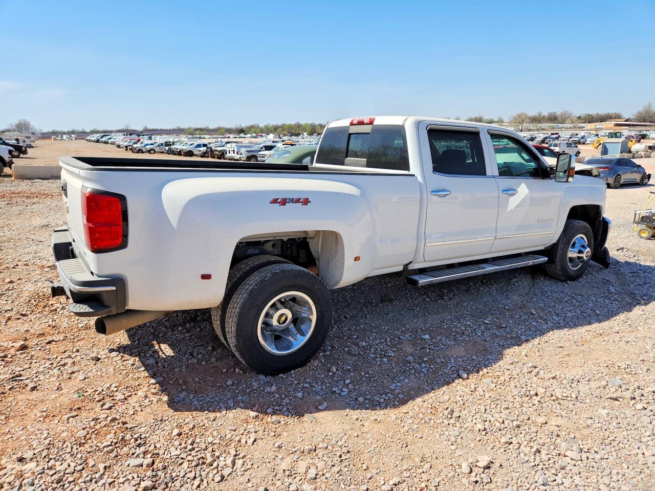 2015 Chevrolet Silverado K3500 Ltz - Фото 3