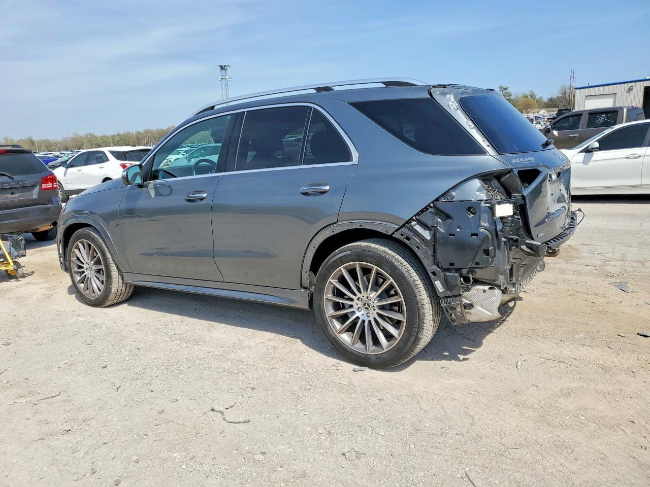 2022 Mercedes-Benz Gle 450 4Matic - Фото 2