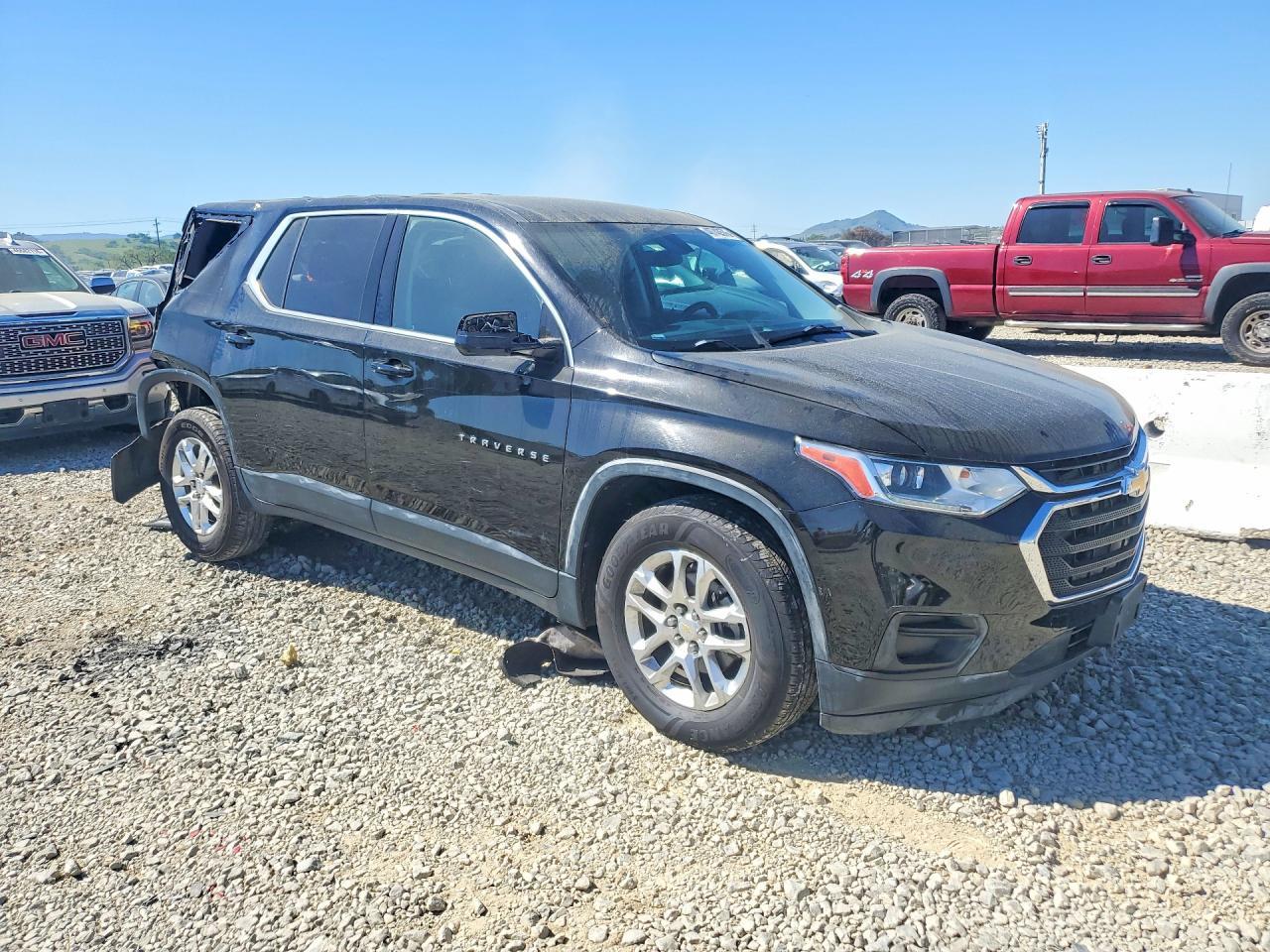 2019 Chevrolet Traverse Ls - Фото 4