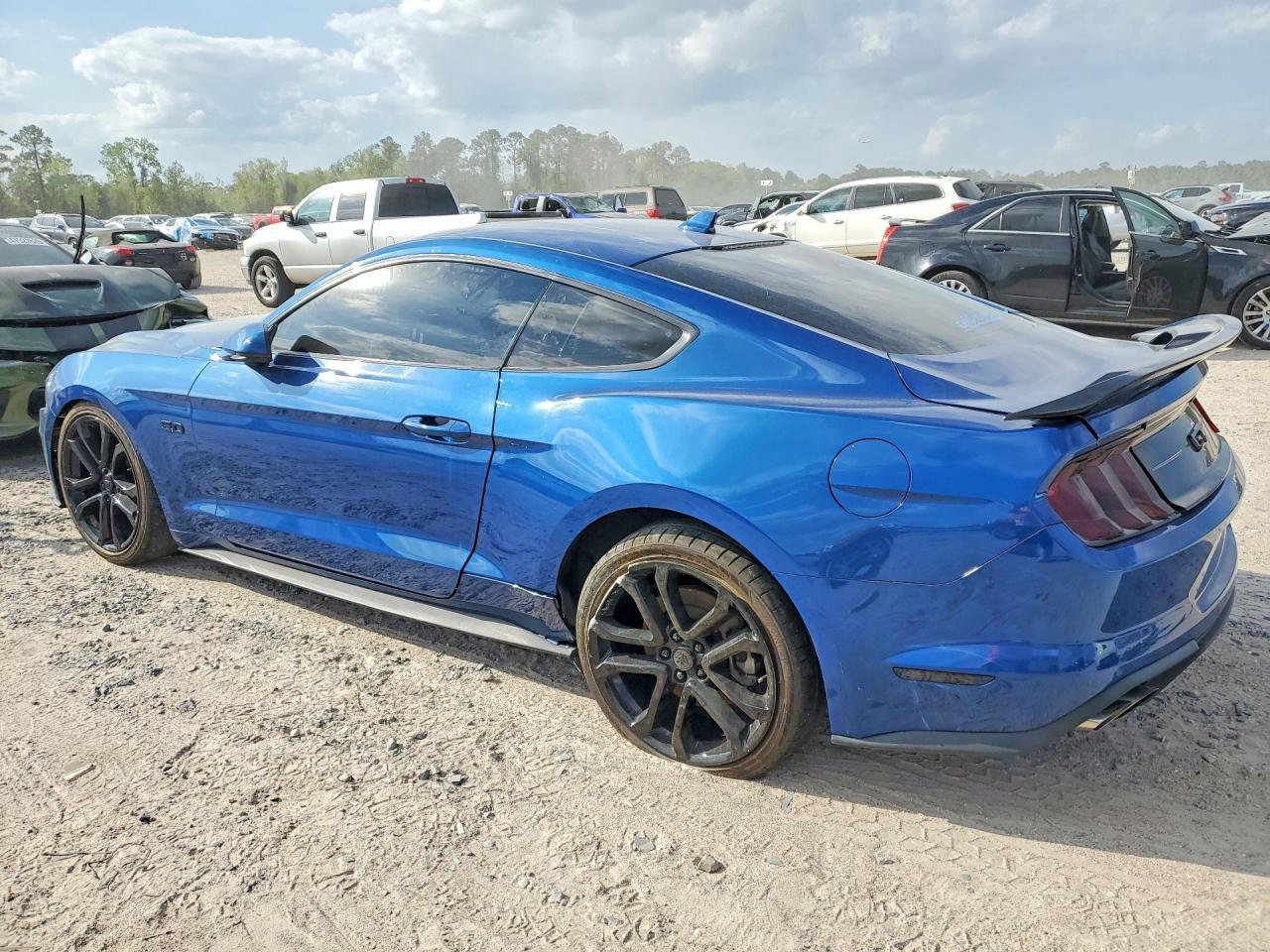 2022 Ford Mustang Gt - Image 2