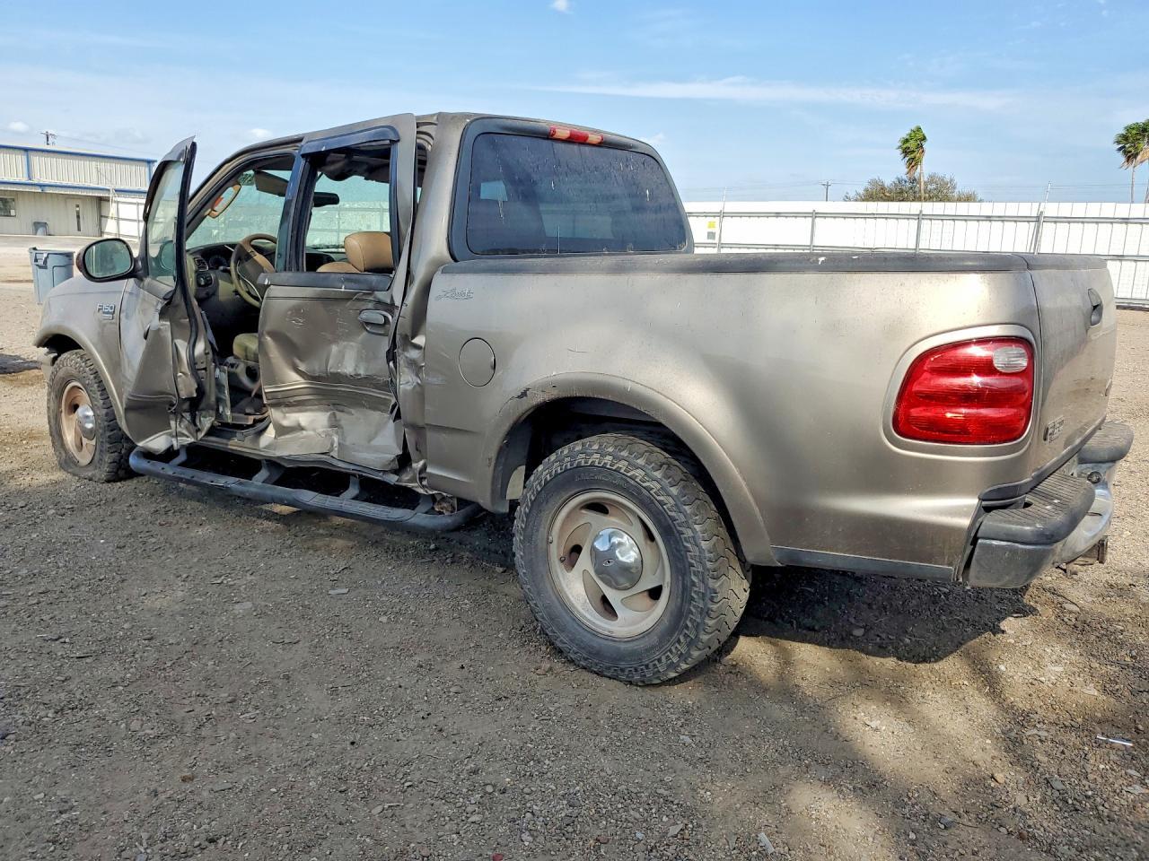 2003 Ford F150 Supercrew - Фото 2