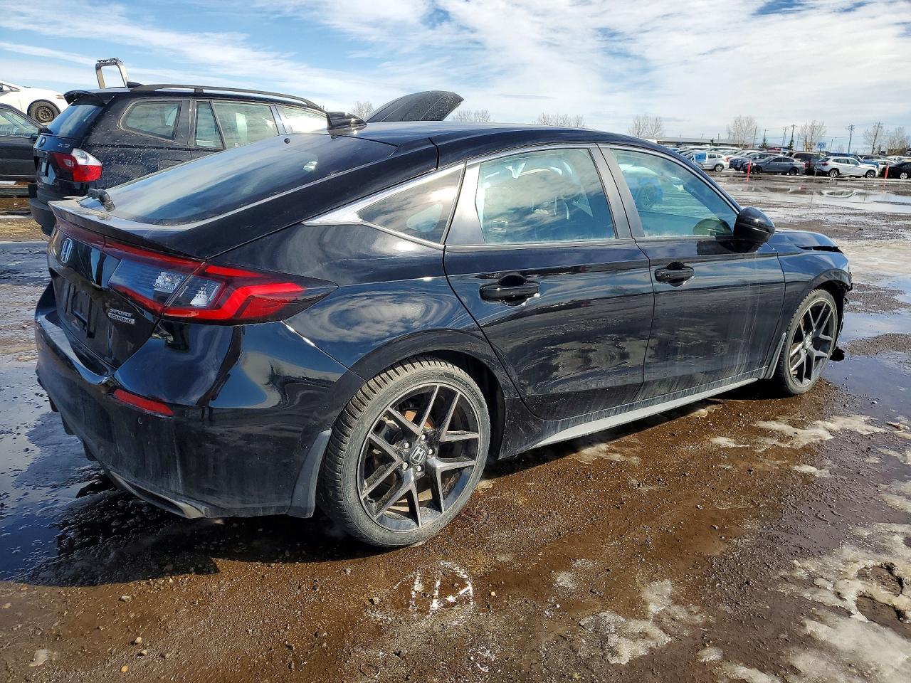 2024 Honda Civic Sport Touring - Image 3