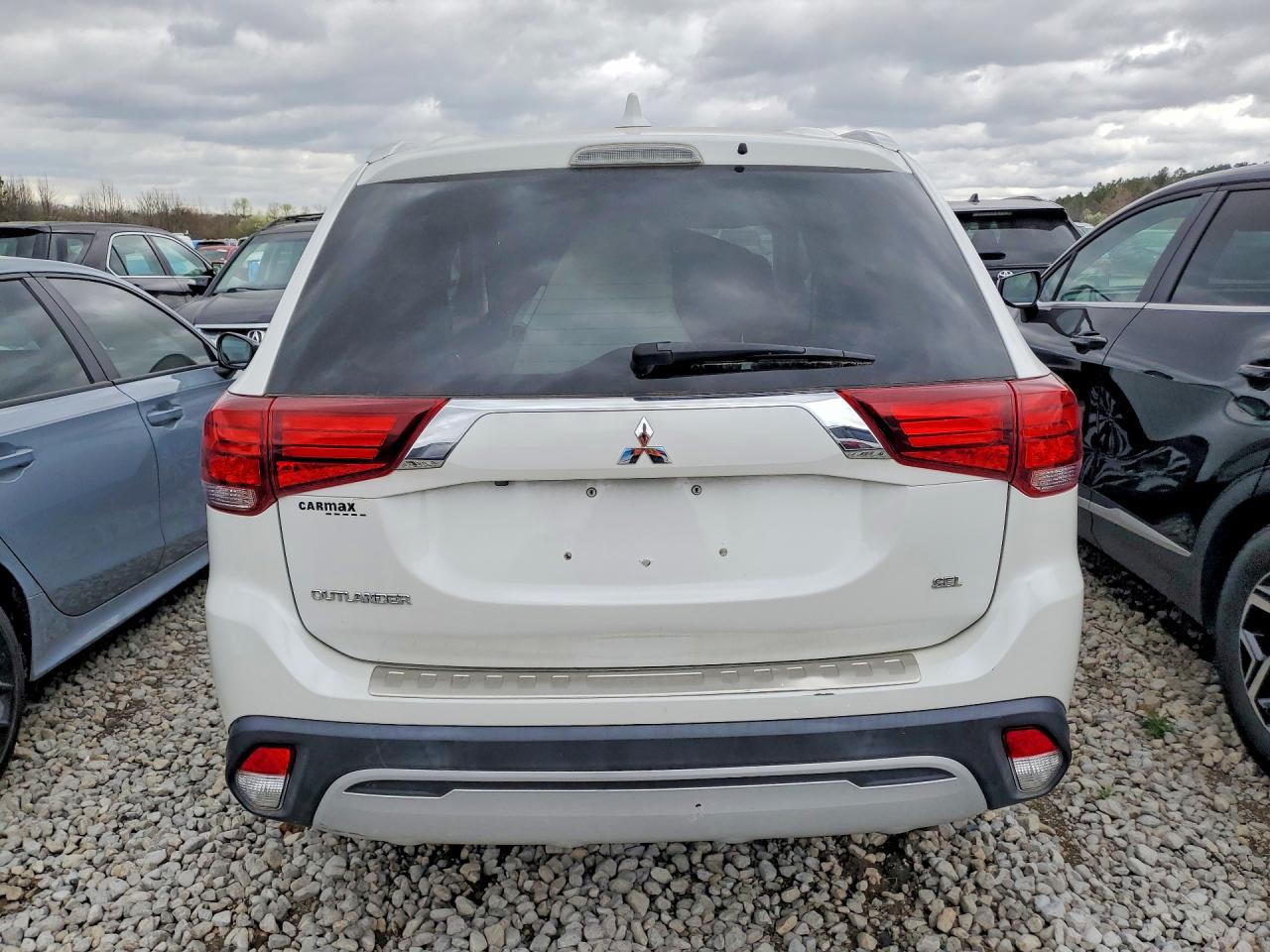 2020 Mitsubishi Outlander Se - Image 6