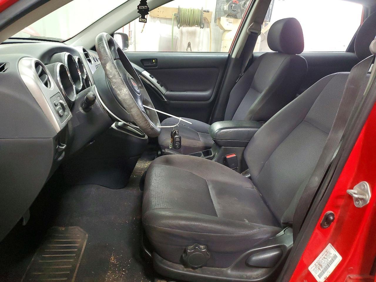 2003 Pontiac Vibe - Image 7