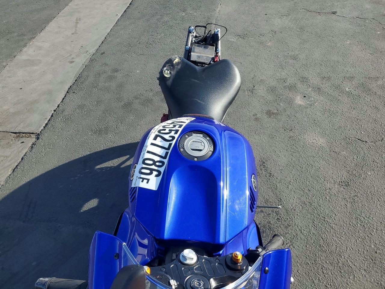 2023 Yamaha Yzfr7 - Фото 5