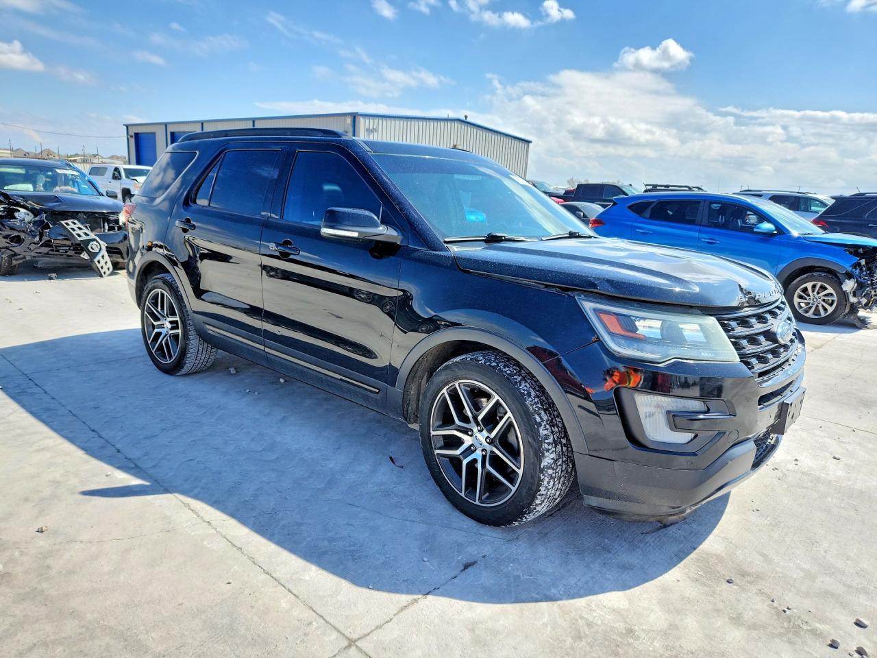 2016 Ford Explorer Sport - Image 4