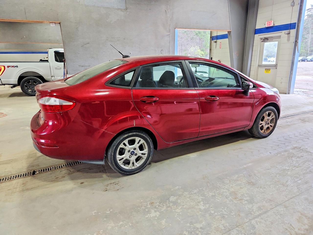 2014 Ford Fiesta Se - Image 3