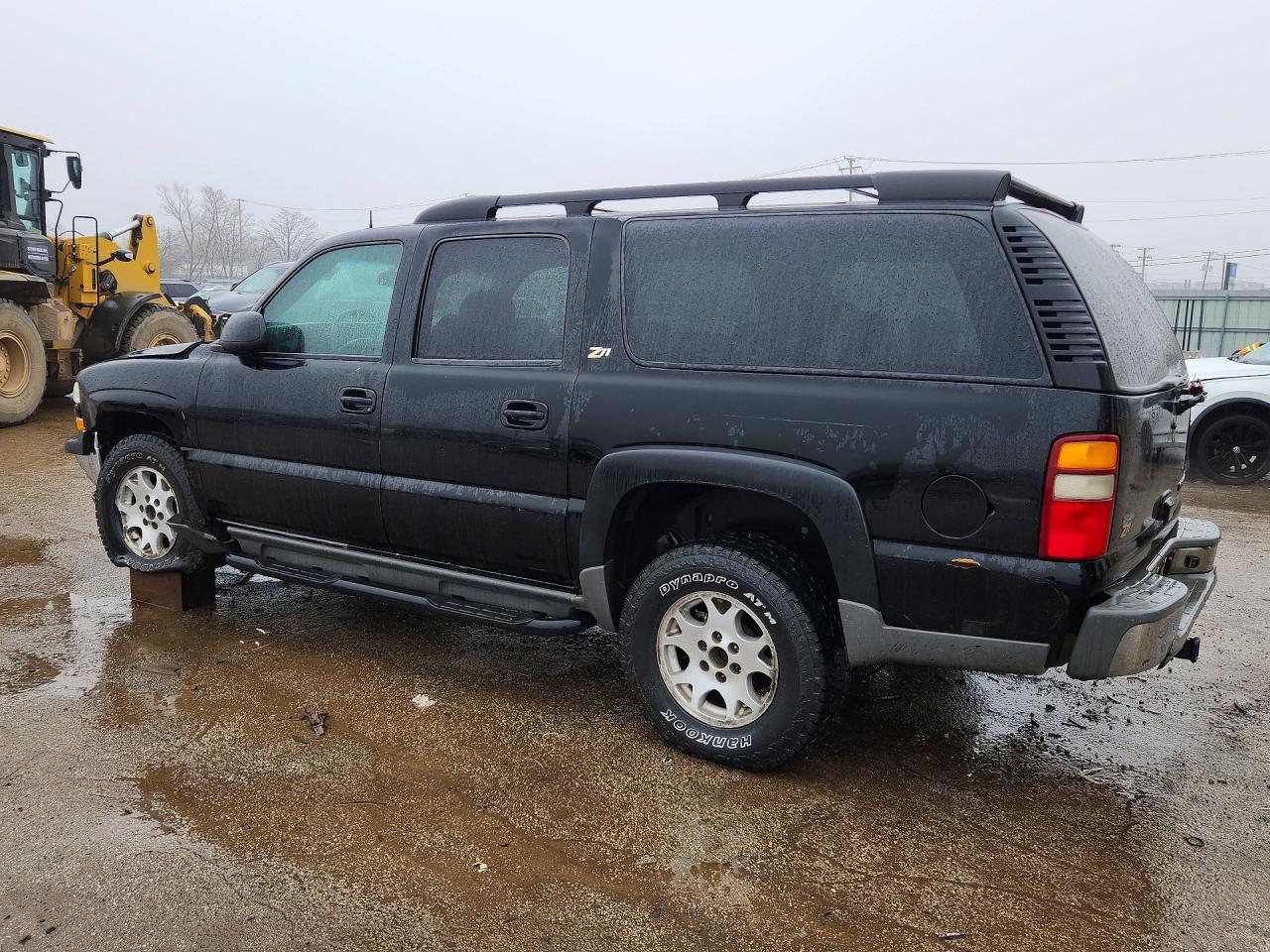 2003 Chevrolet Suburban K1500 - Фото 2