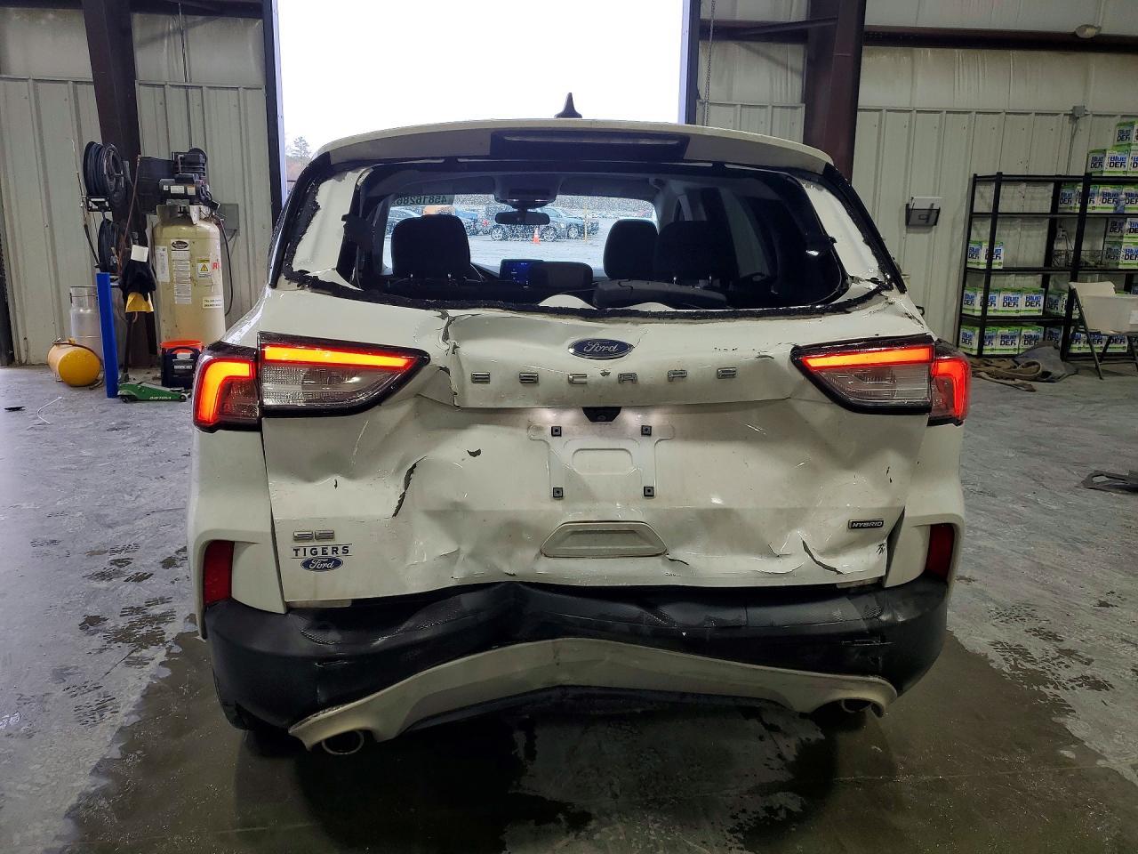 2021 Ford Escape - Фото 6