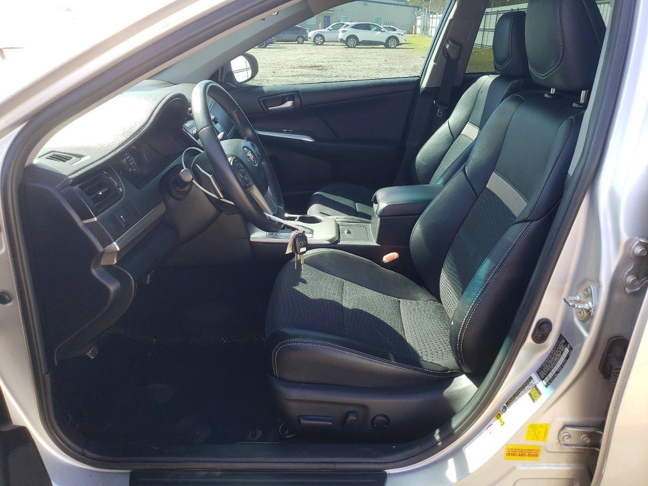 2013 Toyota Camry Se - Image 7