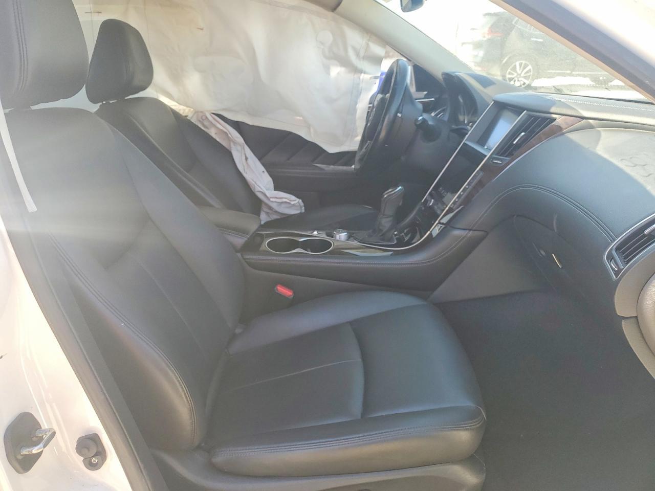 2019 Infiniti Q50 3.0T Luxe - Image 7