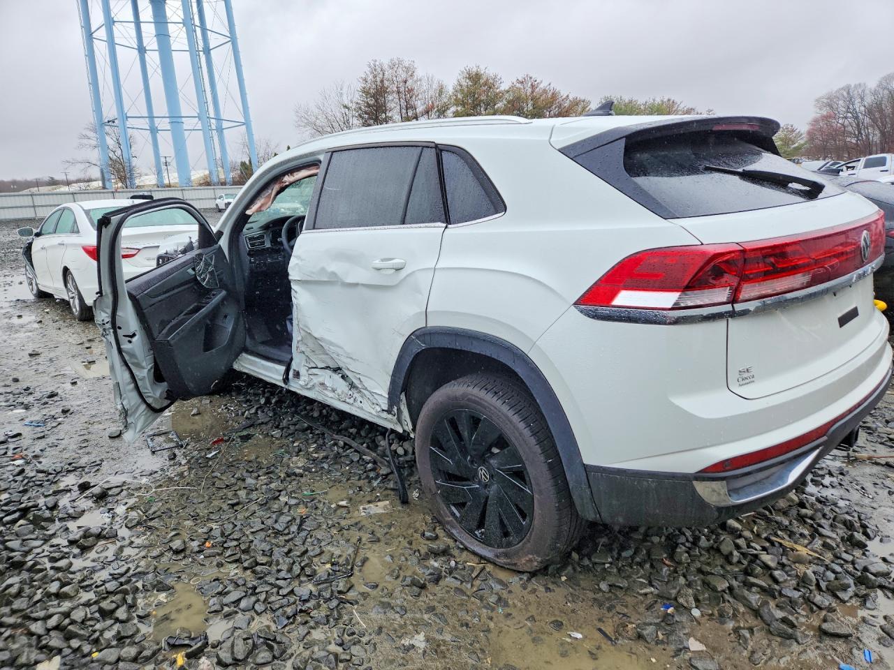 2024 Volkswagen Atlas Cross Sport Se - Фото 2