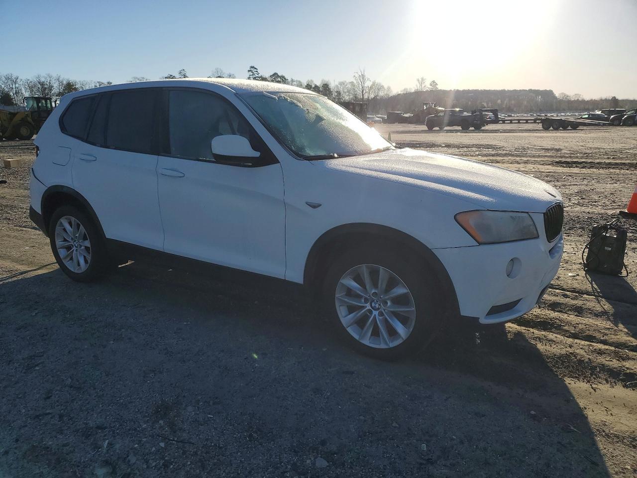2014 BMW X3 xDrive28I - Фото 4