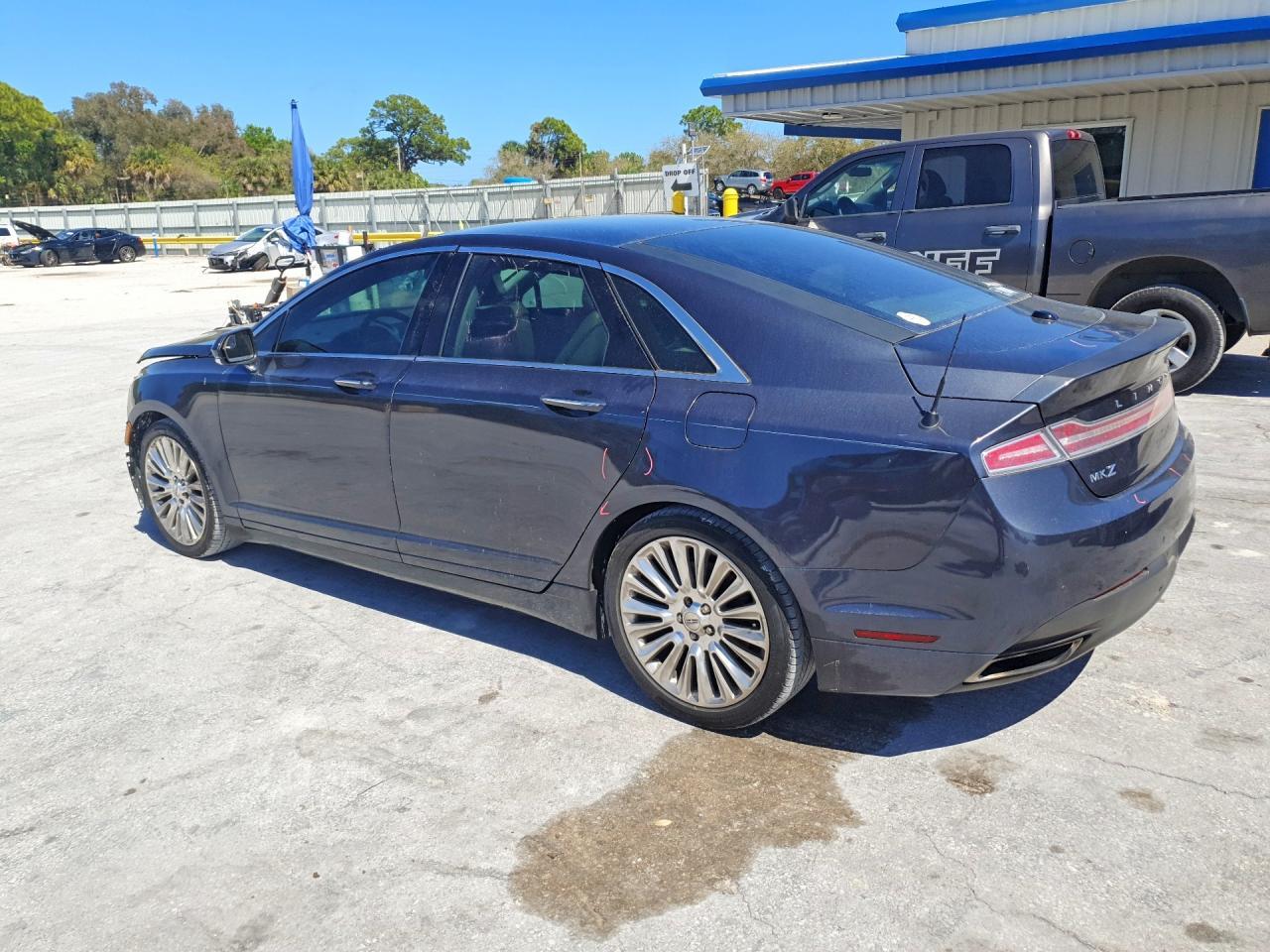 2013 Lincoln Mkz - Фото 2