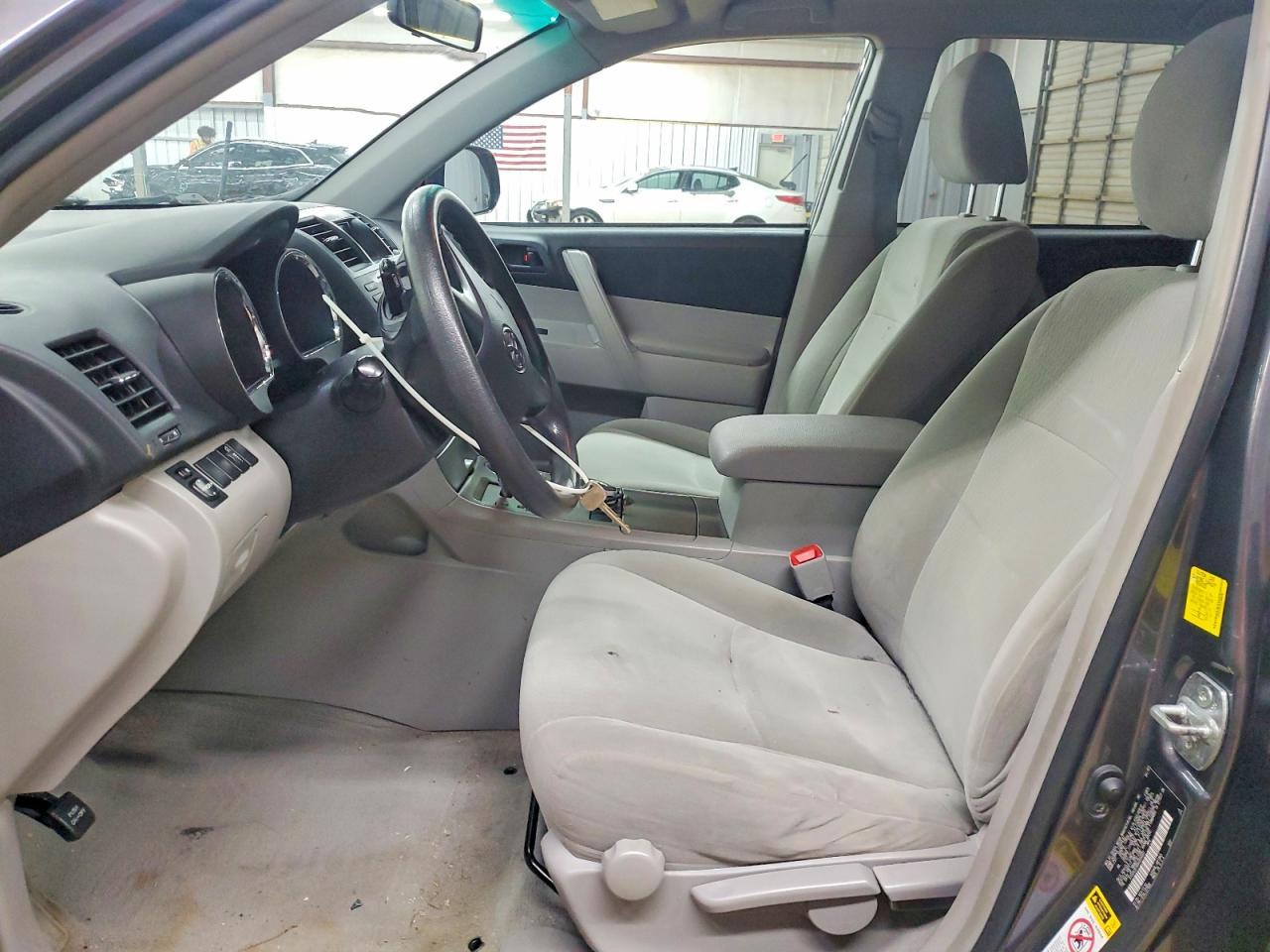 2010 Toyota Highlander Base - Фото 7