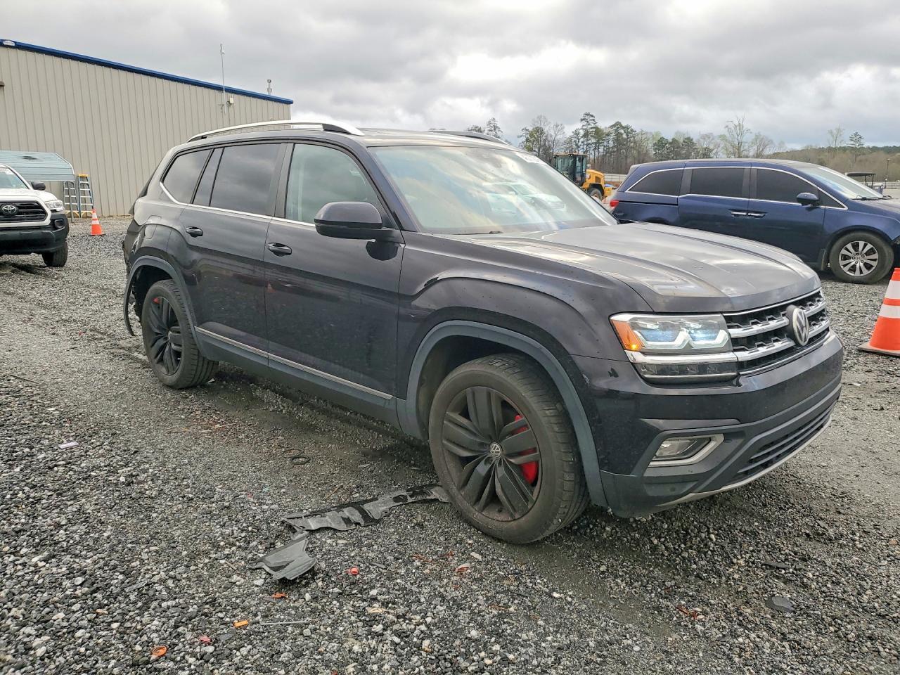 2018 Volkswagen Atlas - Image 4