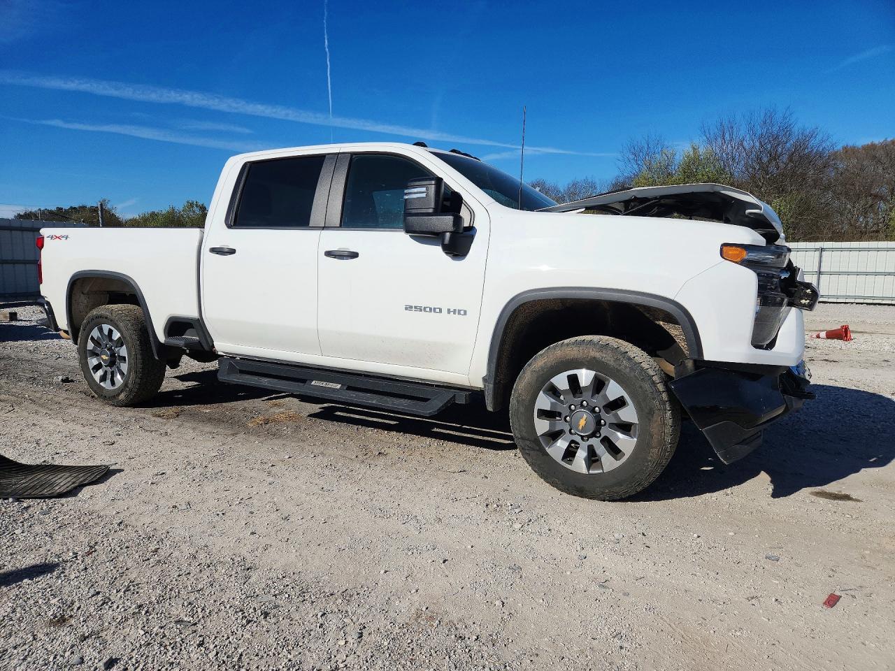 2023 Chevrolet Silverado K2500 Custom - Фото 4