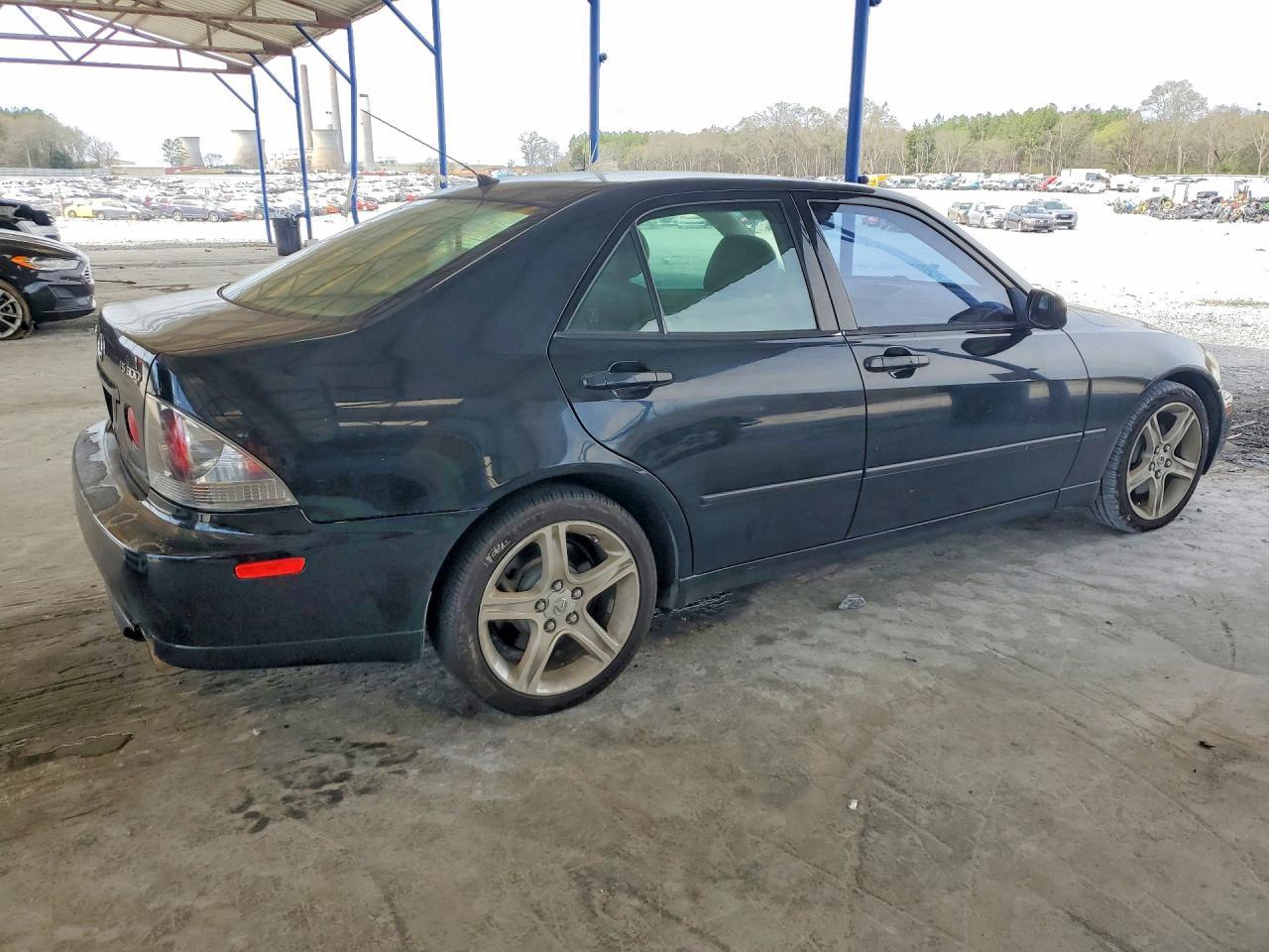 2001 Lexus Is 300 Base - Image 3