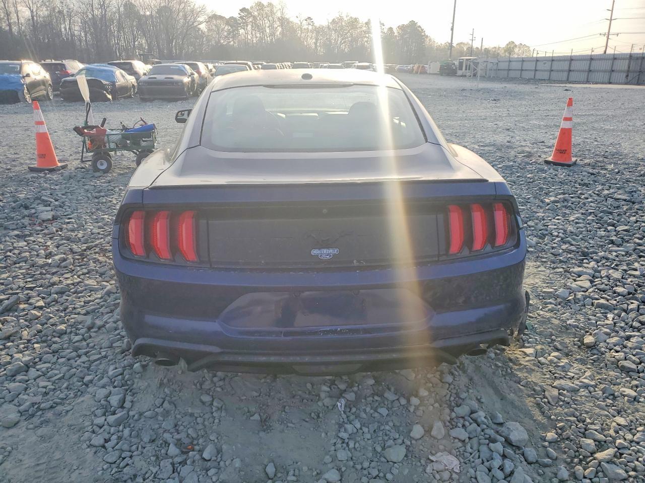 2019 Ford Mustang - Фото 6