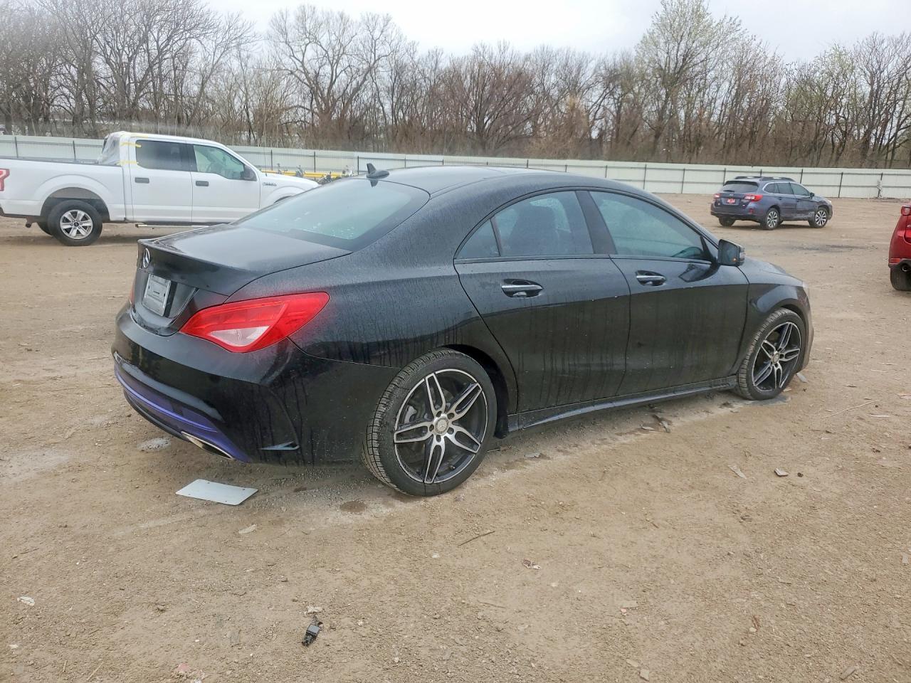 2017 Mercedes-Benz Cla 250 - Фото 3