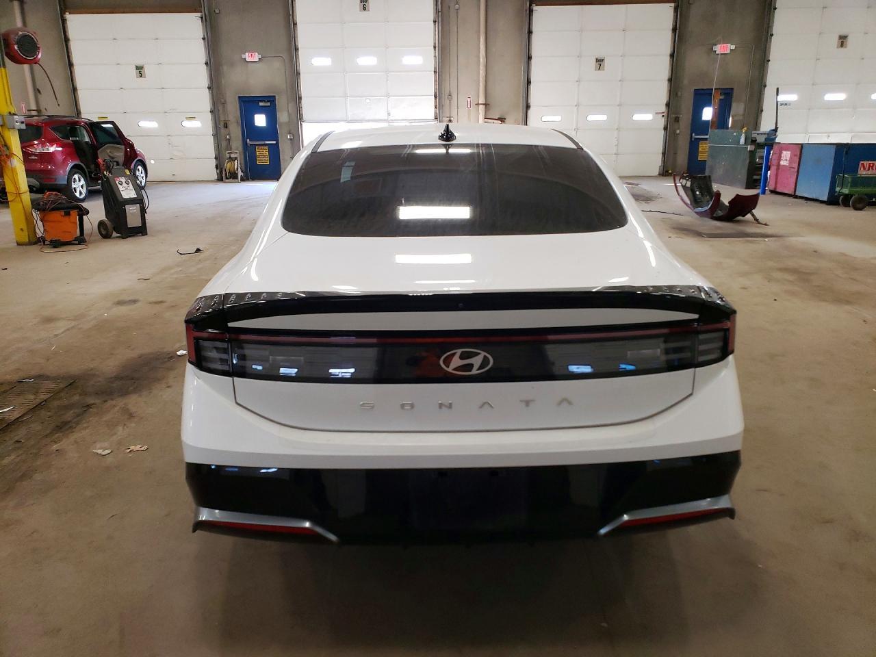 2024 Hyundai Sonata Sel - Image 6