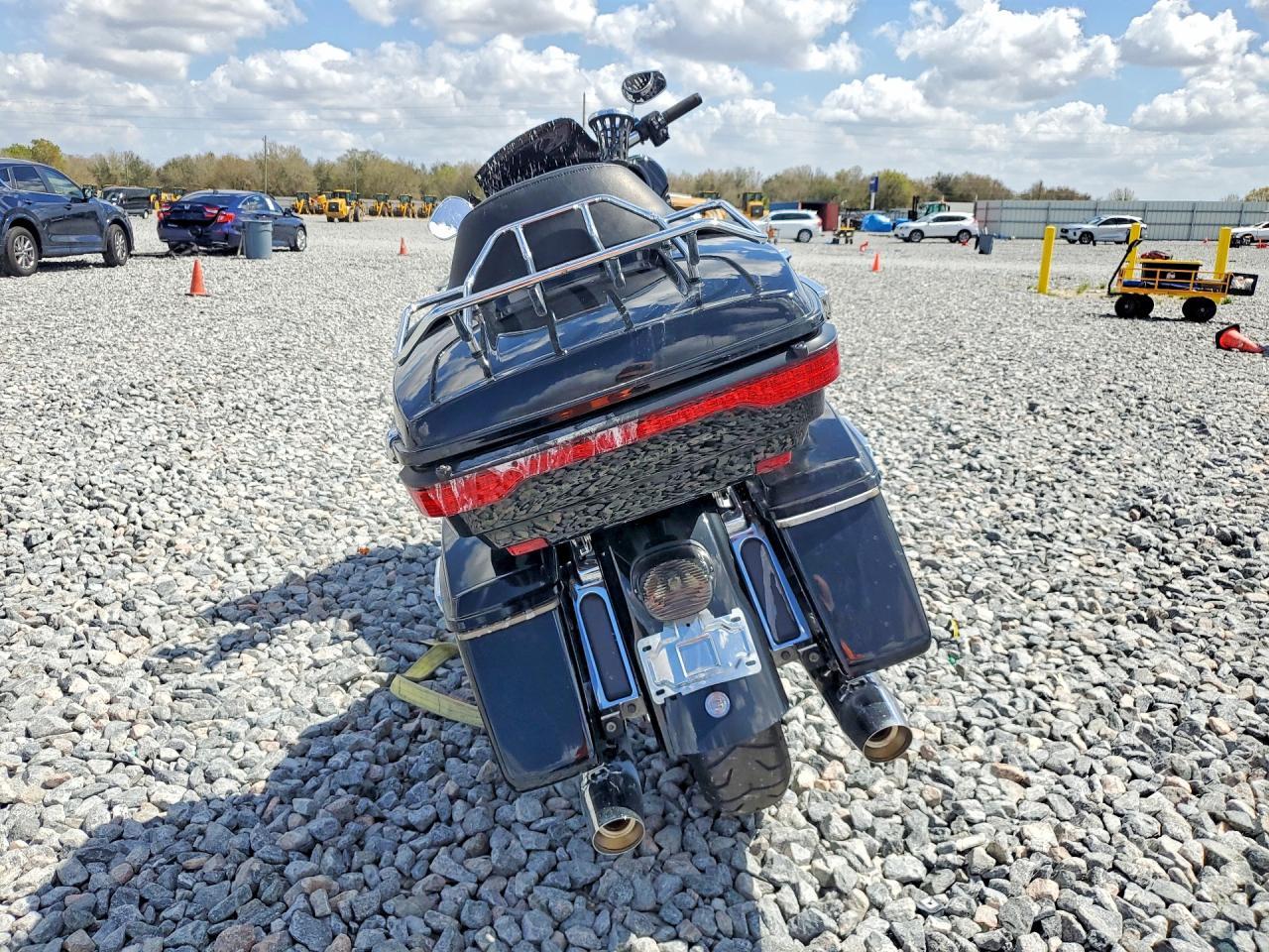 2022 Harley-Davidson Flhtk - Image 4