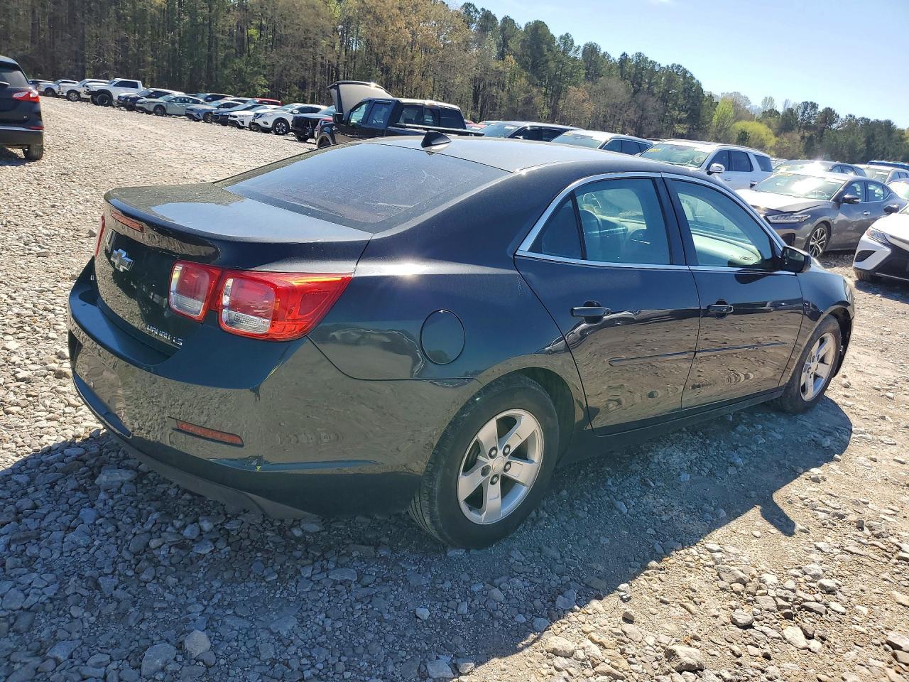 2014 Chevrolet Malibu Ls - Image 3