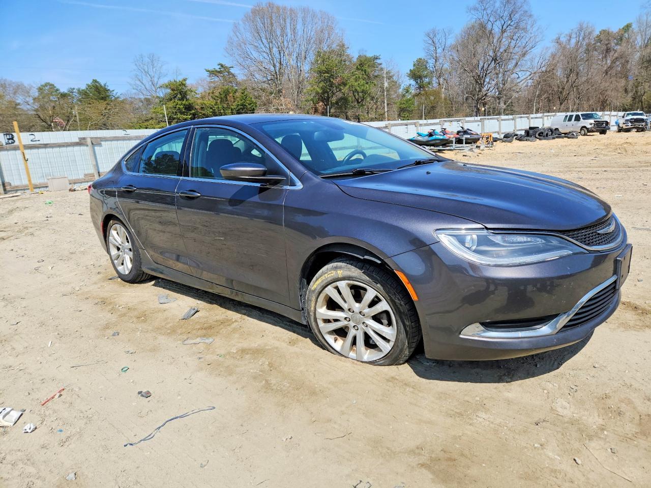 2016 Chrysler 200 Limited - Фото 4