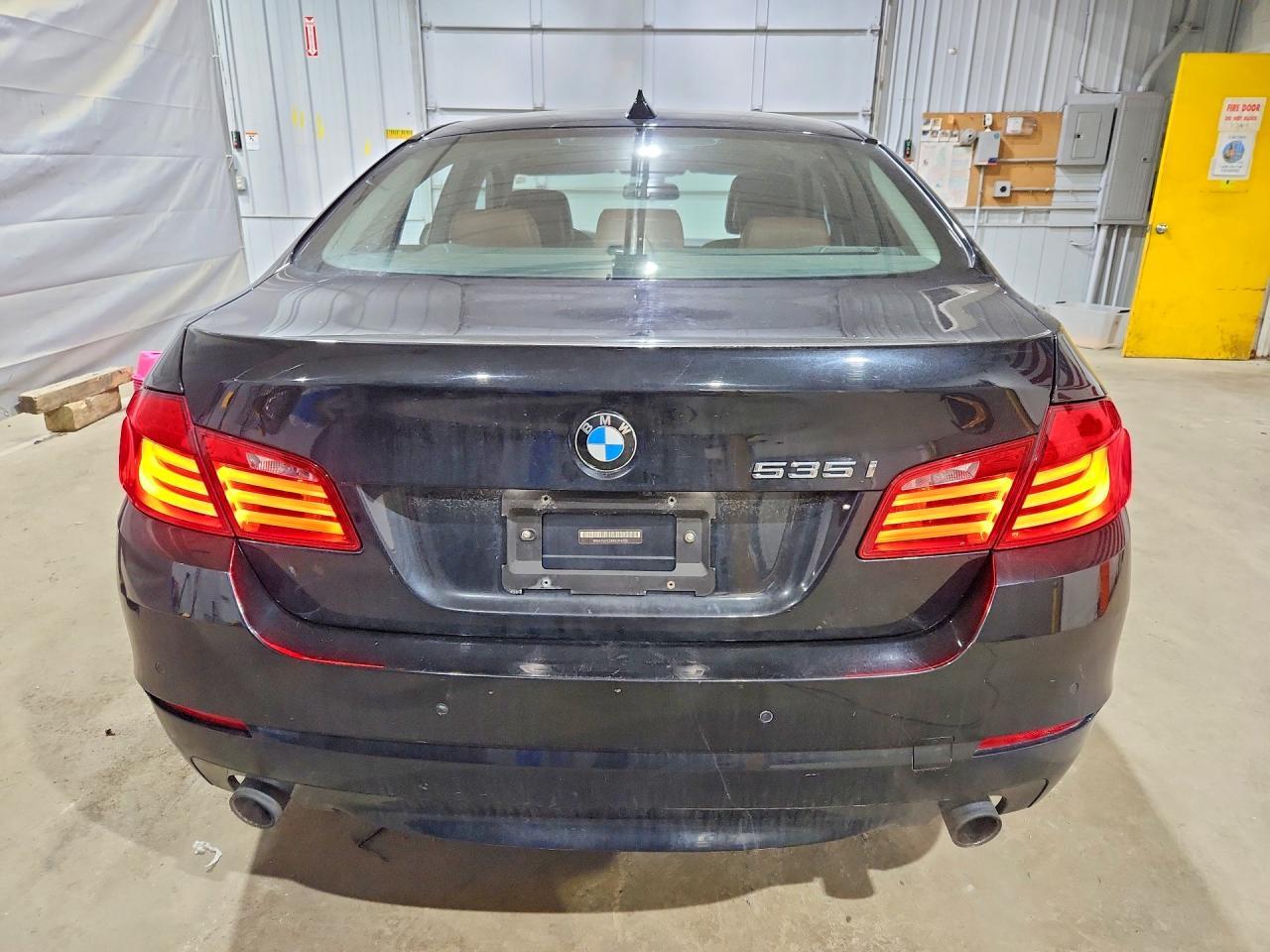 2011 BMW 5 Series - Фото 6