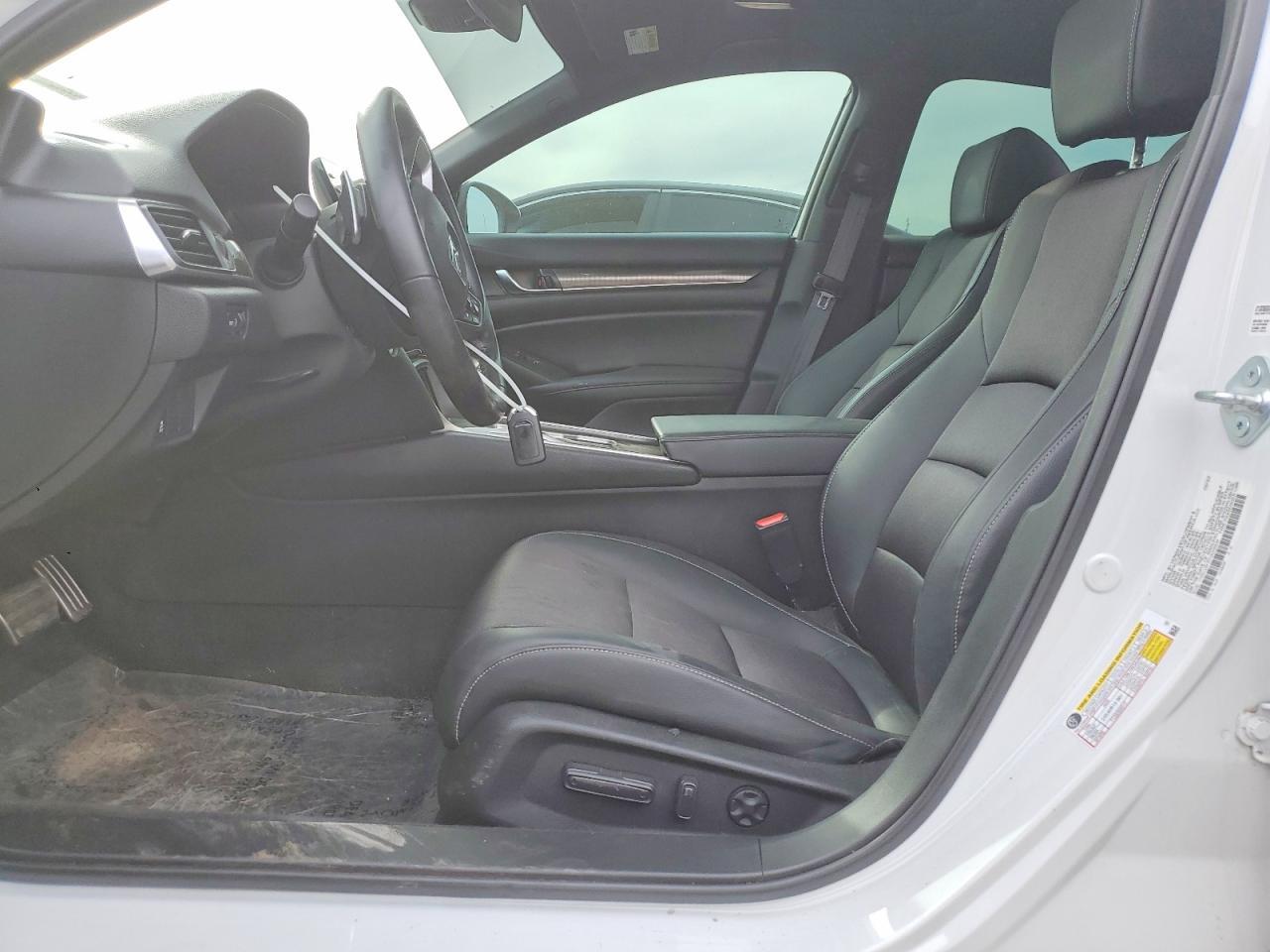 2022 Honda Accord Sport - Image 7
